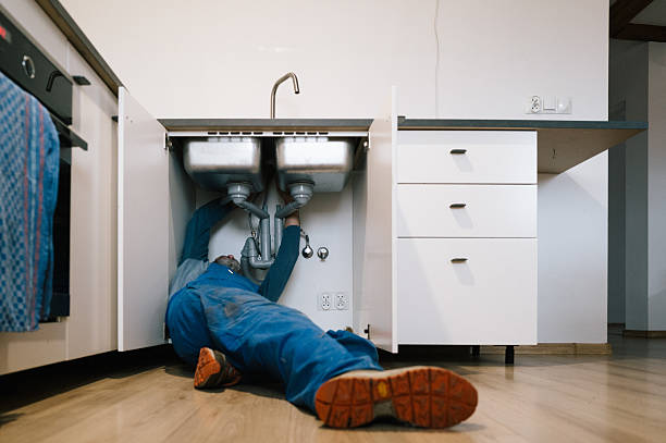 Professional Leak Detection technician working in Rutland, OH